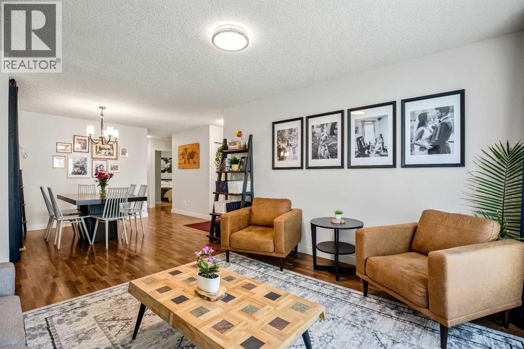 19 Hawkfield Way Nw, Calgary, Alberta  T3G 2G8 - Photo 6 - A2253618