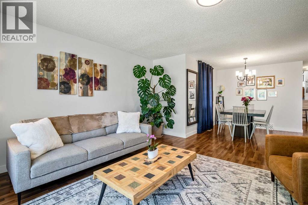 19 Hawkfield Way Nw, Calgary, Alberta  T3G 2G8 - Photo 7 - A2253618