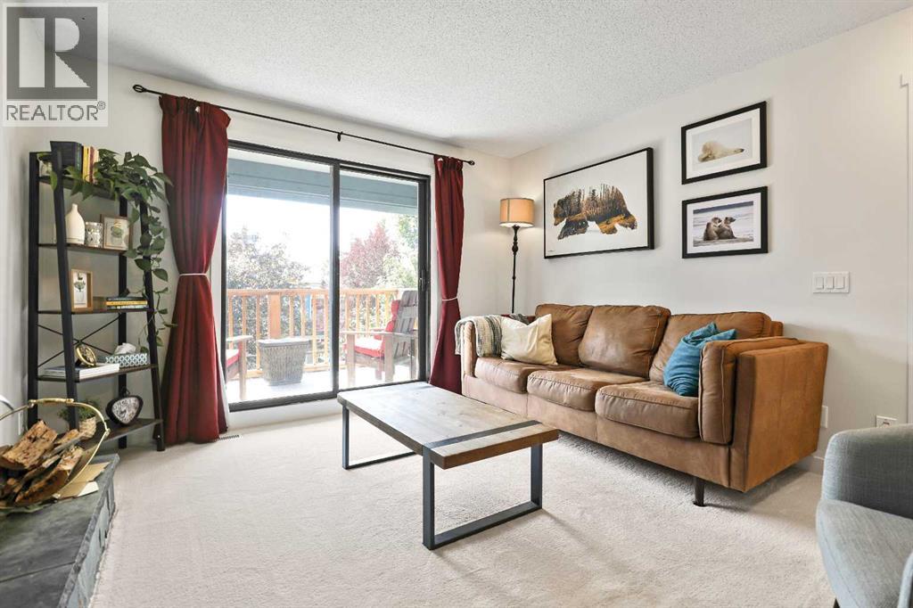19 Hawkfield Way Nw, Calgary, Alberta  T3G 2G8 - Photo 25 - A2253618
