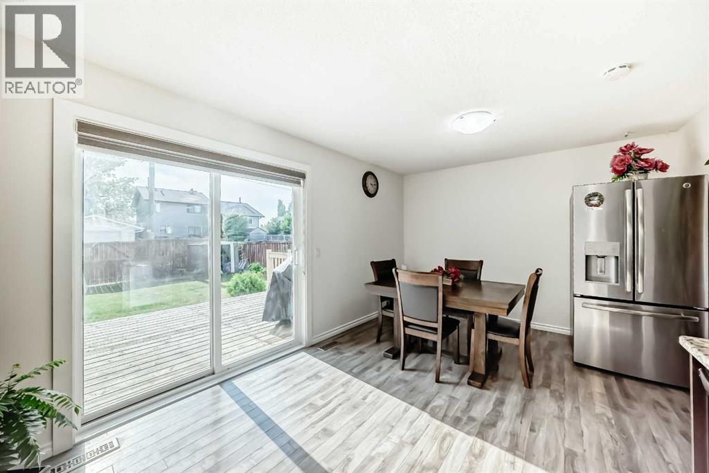 83 Castlebrook Way Ne, Calgary, Alberta  T3J 2A6 - Photo 12 - A2258520