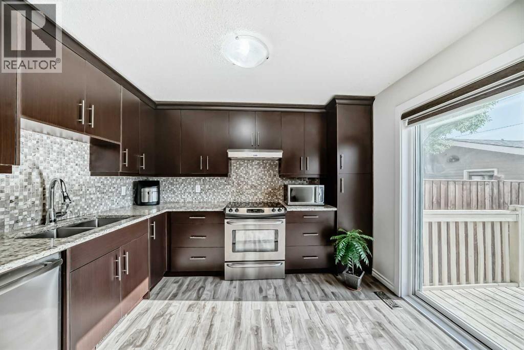 83 Castlebrook Way Ne, Calgary, Alberta  T3J 2A6 - Photo 9 - A2258520