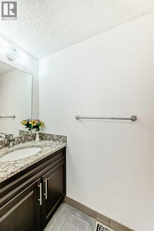 83 Castlebrook Way Ne, Calgary, Alberta  T3J 2A6 - Photo 23 - A2258520