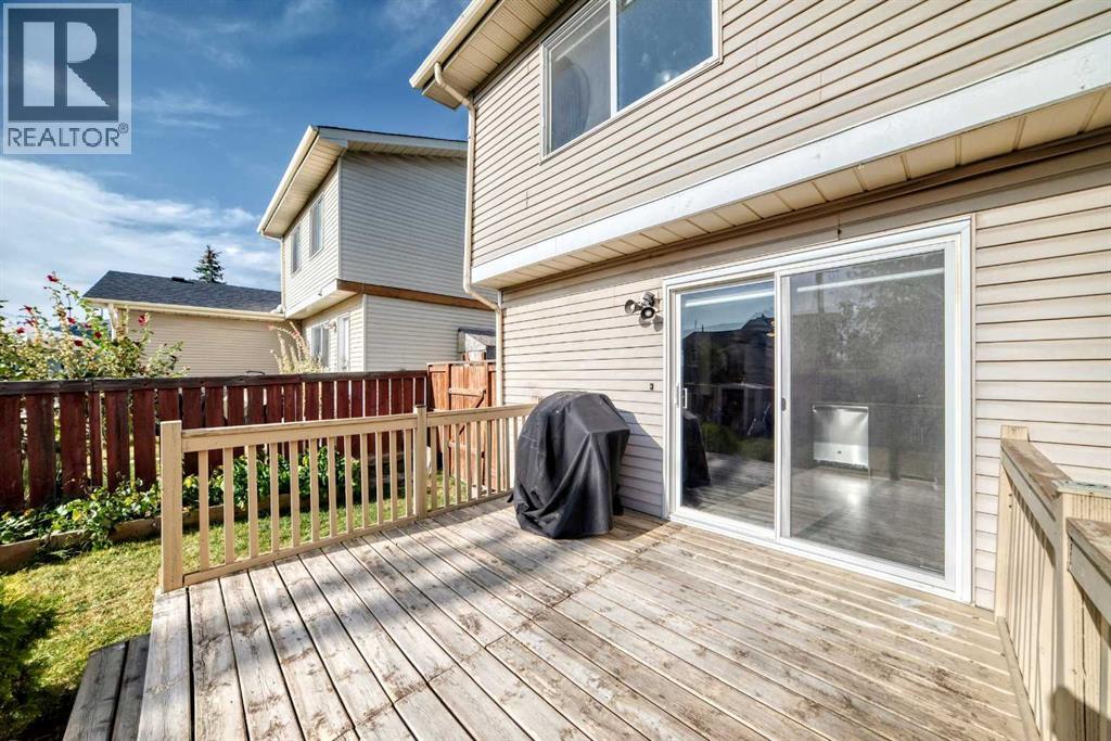 83 Castlebrook Way Ne, Calgary, Alberta  T3J 2A6 - Photo 16 - A2258520