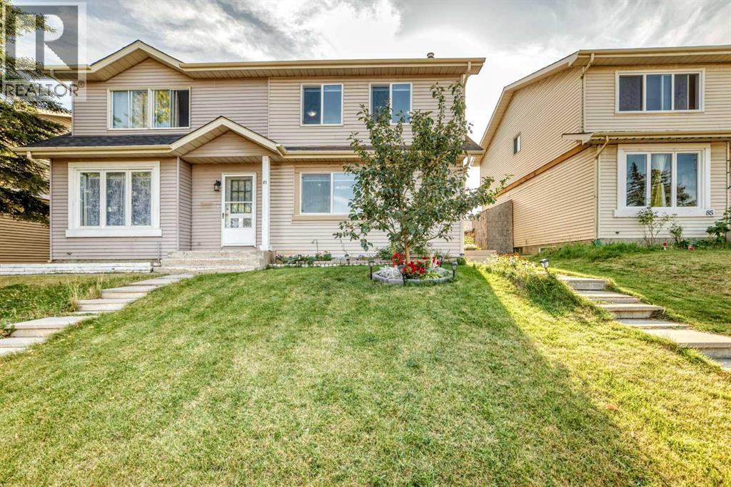 83 Castlebrook Way Ne, Calgary, Alberta  T3J 2A6 - Photo 3 - A2258520