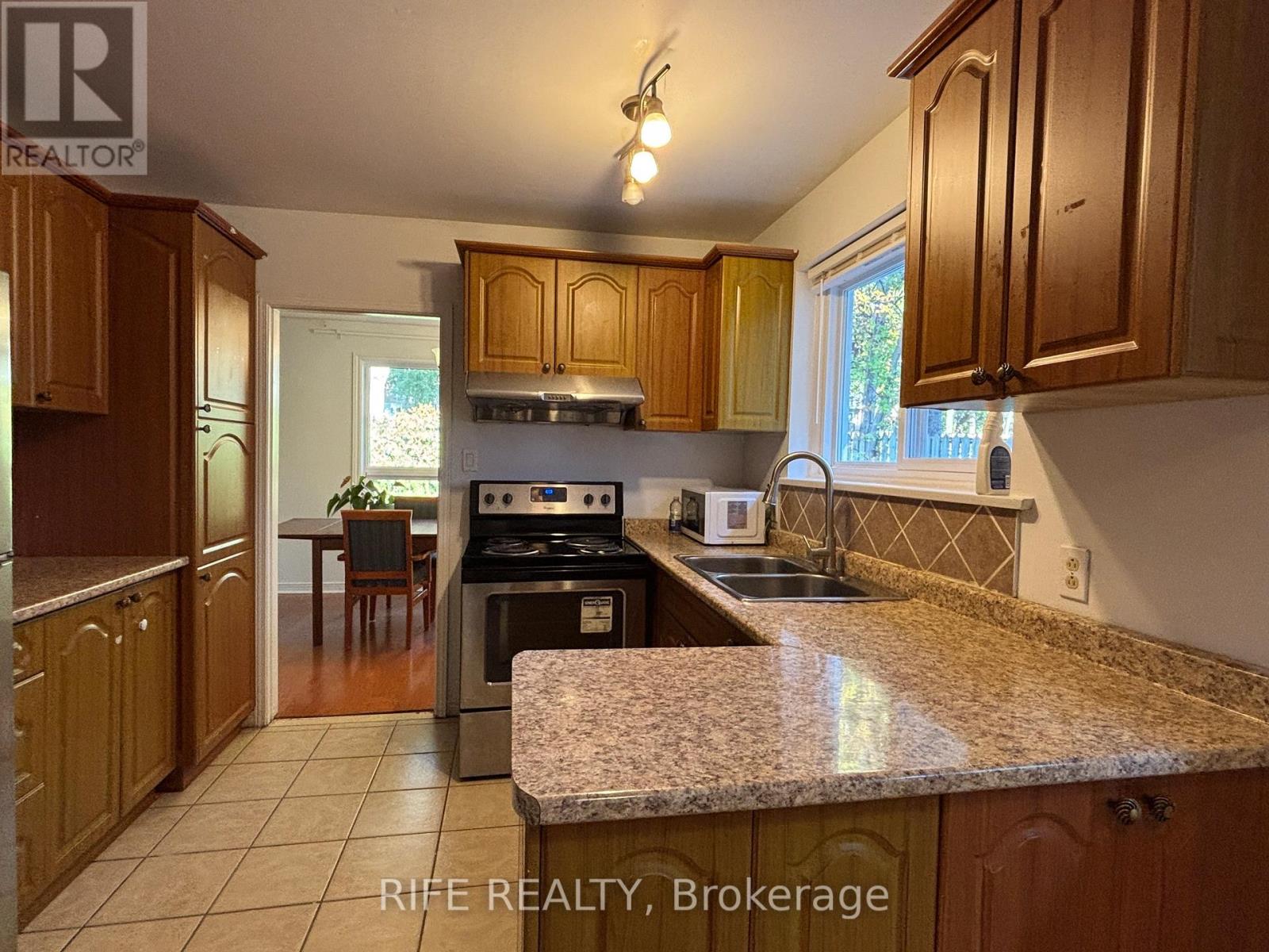 164 Shaughnessy Boulevard, Toronto, Ontario  M2J 1J8 - Photo 11 - C12444746