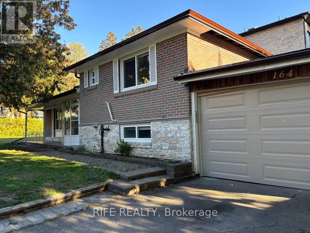 164 Shaughnessy Boulevard, Toronto, Ontario  M2J 1J8 - Photo 2 - C12444746