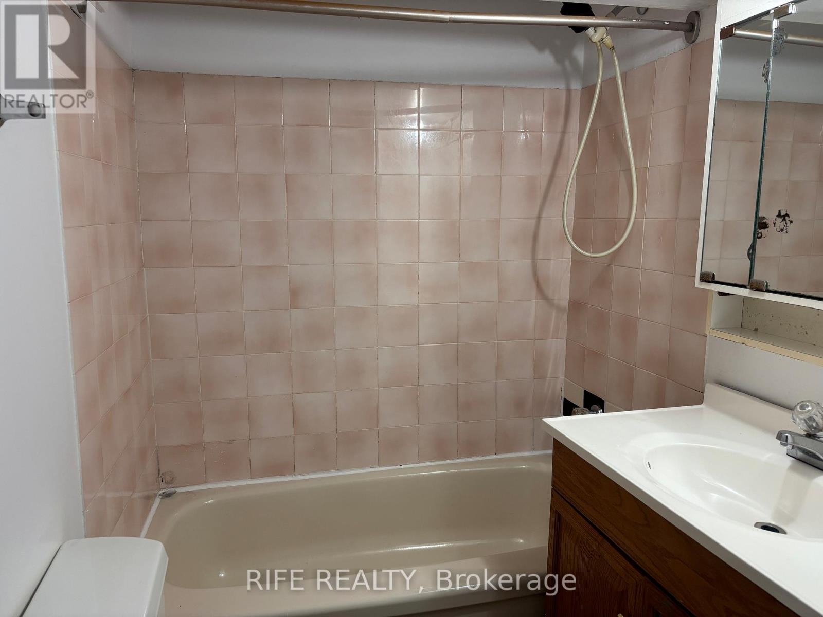 164 Shaughnessy Boulevard, Toronto, Ontario  M2J 1J8 - Photo 22 - C12444746