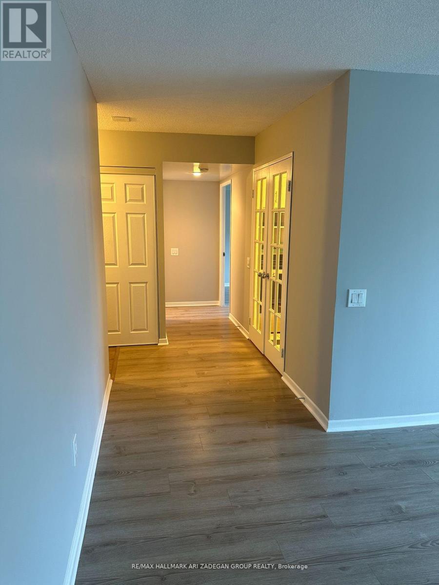 312 - 21 Overlea Boulevard, Toronto, Ontario  M4H 1P2 - Photo 3 - C12444747