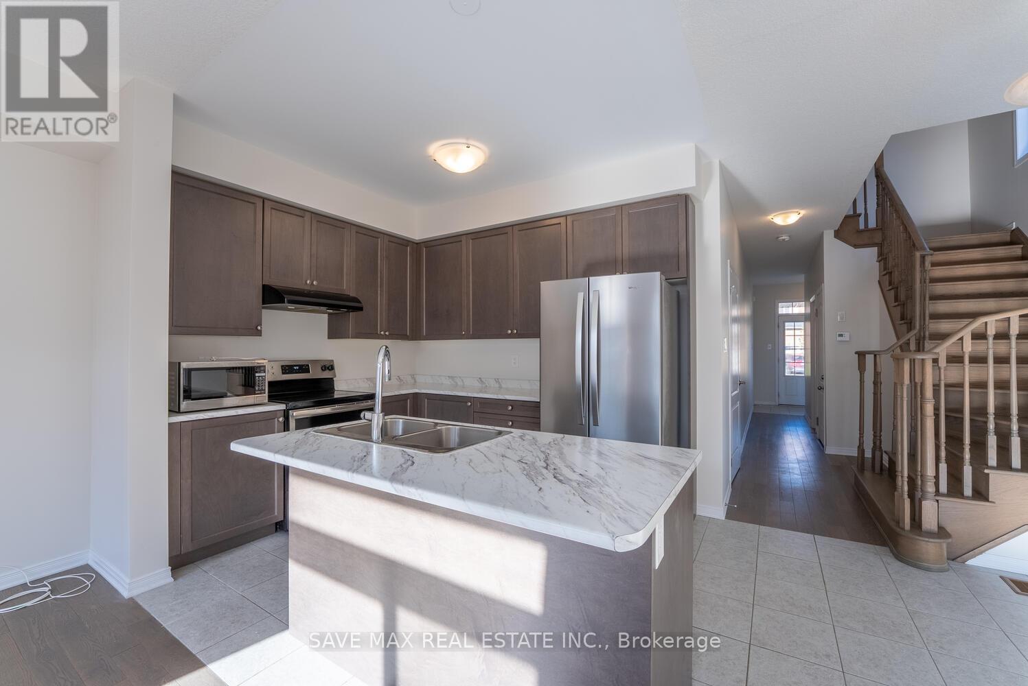 27 Blacksmith Drive, Woolwich, Ontario  N0B 1M0 - Photo 7 - X12432566