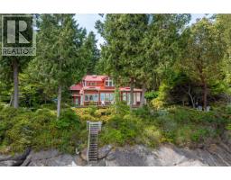 105 Island Park Dr Galiano, Galiano Island, Ca