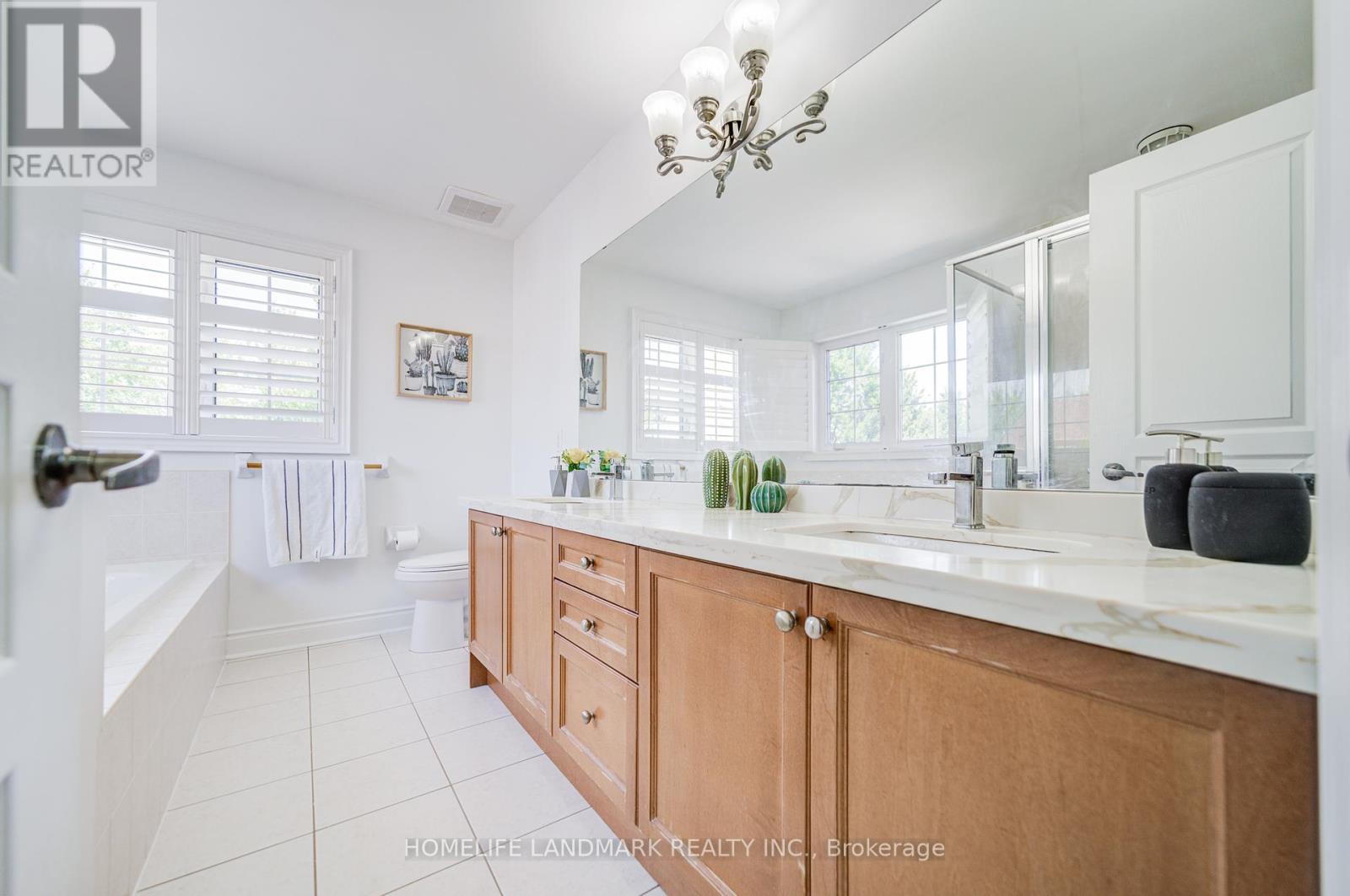 14 West Normandy Drive, Markham (Cornell), Ontario  L6B 0A8 - Photo 30 - N12444744