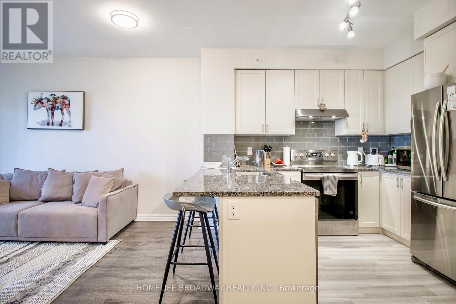 815 - 9255 Jane Street, Vaughan (Maple), Ontario  L6A 0K1 - Photo 6 - N12444749
