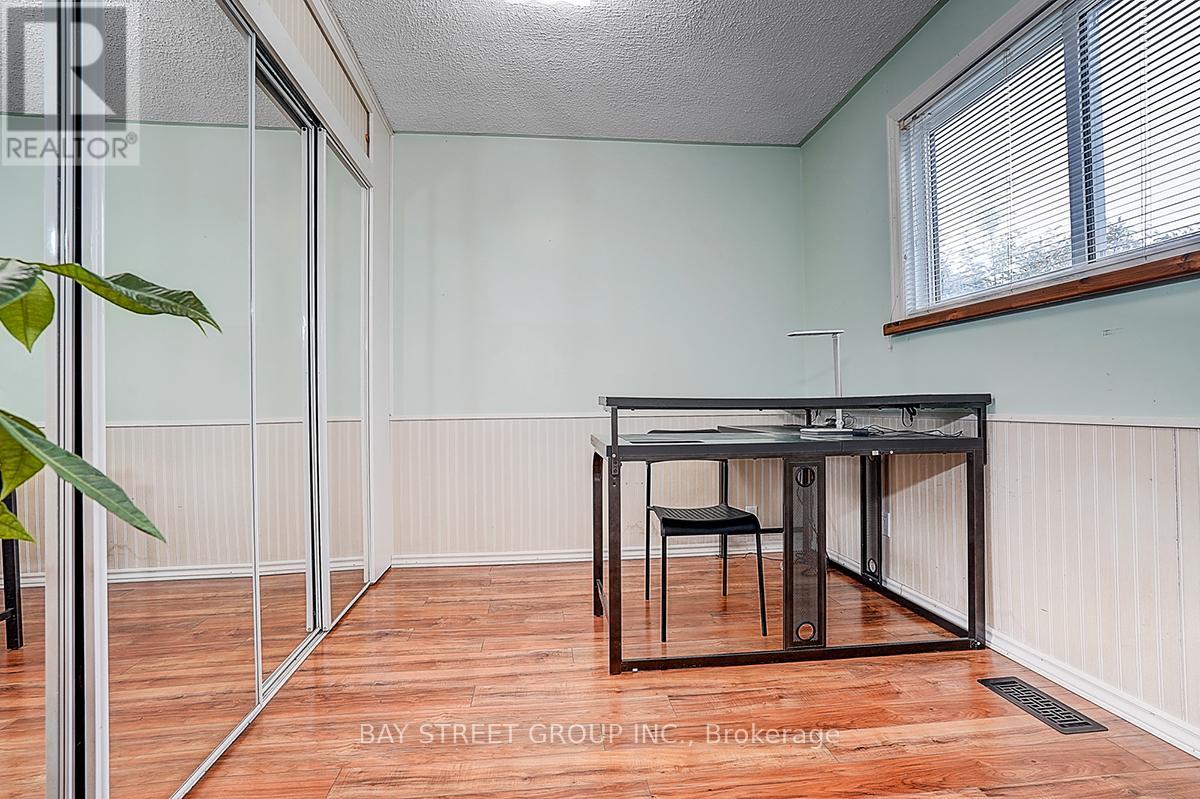 381 Water Drive, Georgina, Ontario  L4P 3A8 - Photo 42 - N12444750
