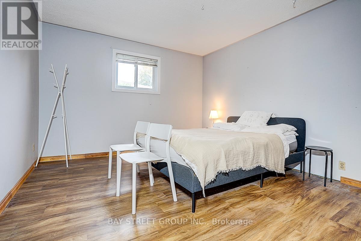 381 Water Drive, Georgina, Ontario  L4P 3A8 - Photo 43 - N12444750