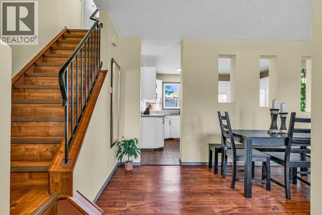 23 Riverbirch Place Se, Calgary, Alberta  T2C 3M3 - Photo 2 - A2260736