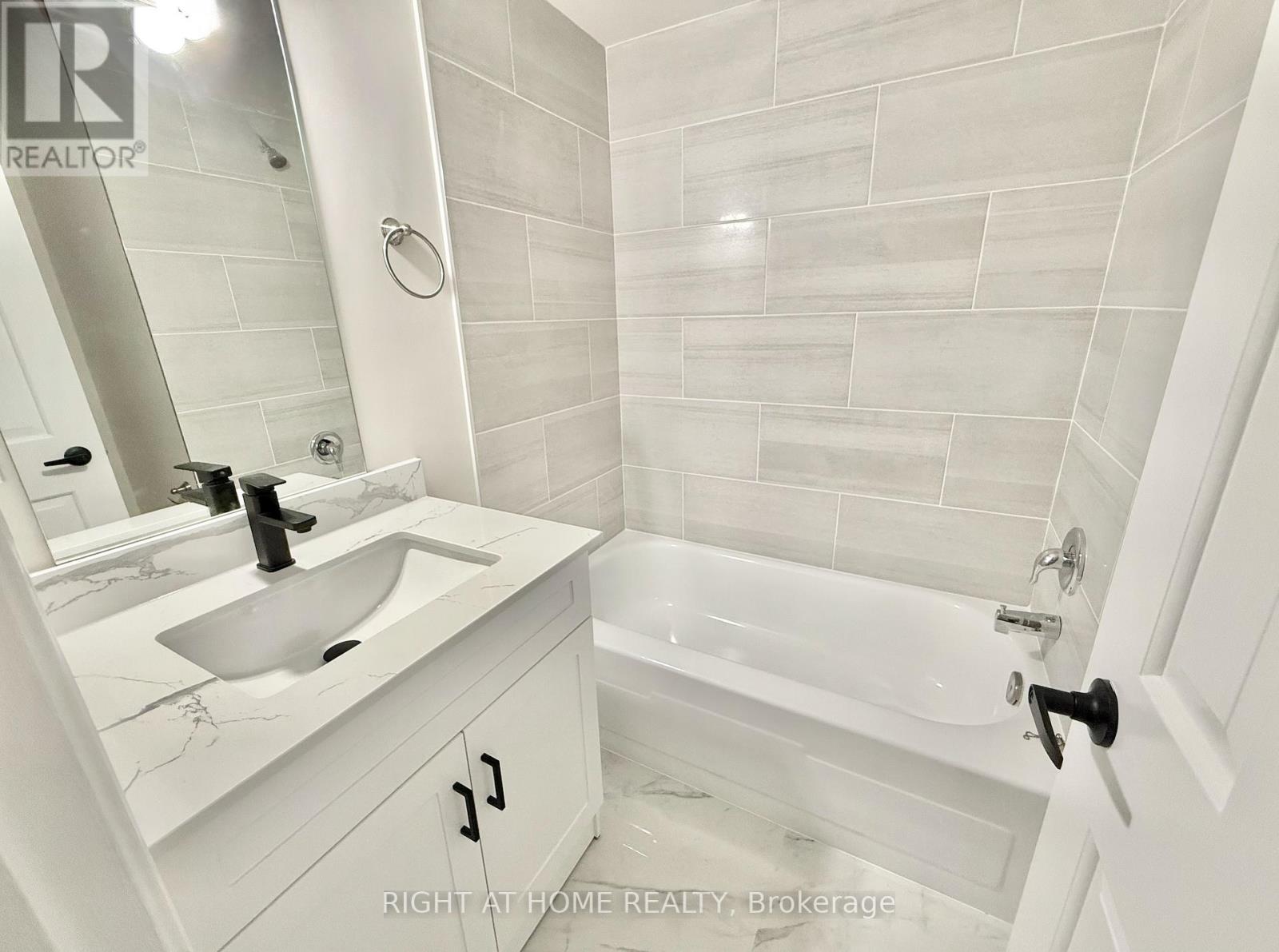 13 - 2 Wooded Carse Way, Toronto, Ontario  M2R 3H7 - Photo 11 - C12410048