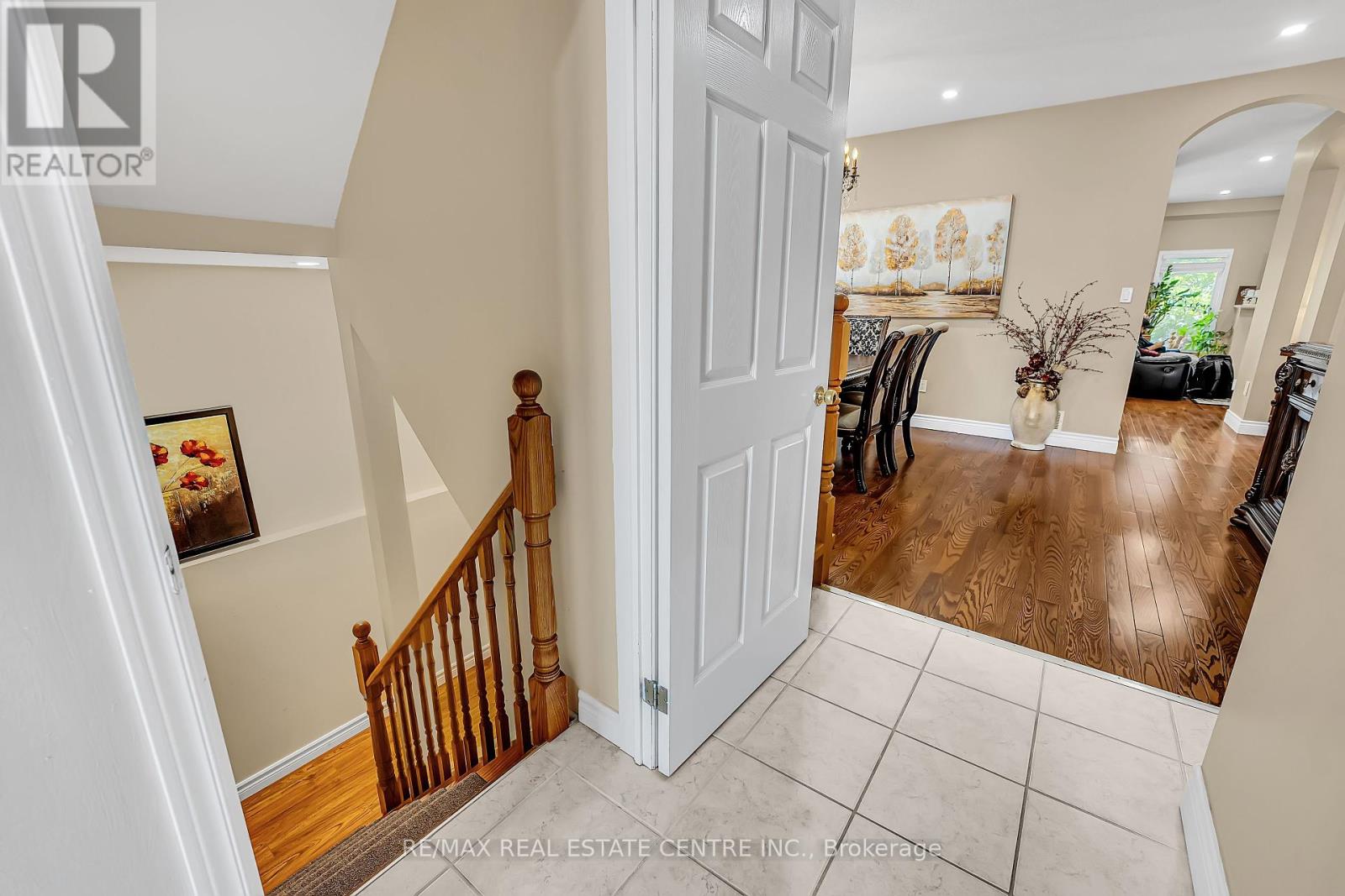 35 Pantano Drive, Hamilton, Ontario  L9B 2Y4 - Photo 30 - X12373743