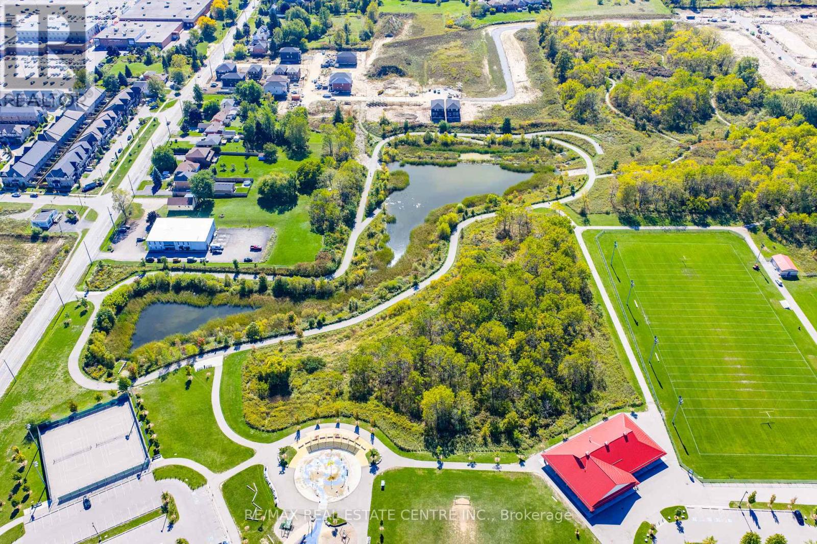 35 Pantano Drive, Hamilton, Ontario  L9B 2Y4 - Photo 46 - X12373743