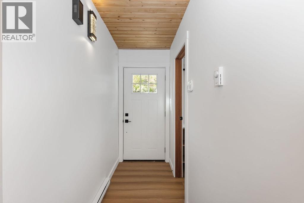 6176 South Gale Avenue, Sechelt, British Columbia  V7Z 0L5 - Photo 9 - R3027291