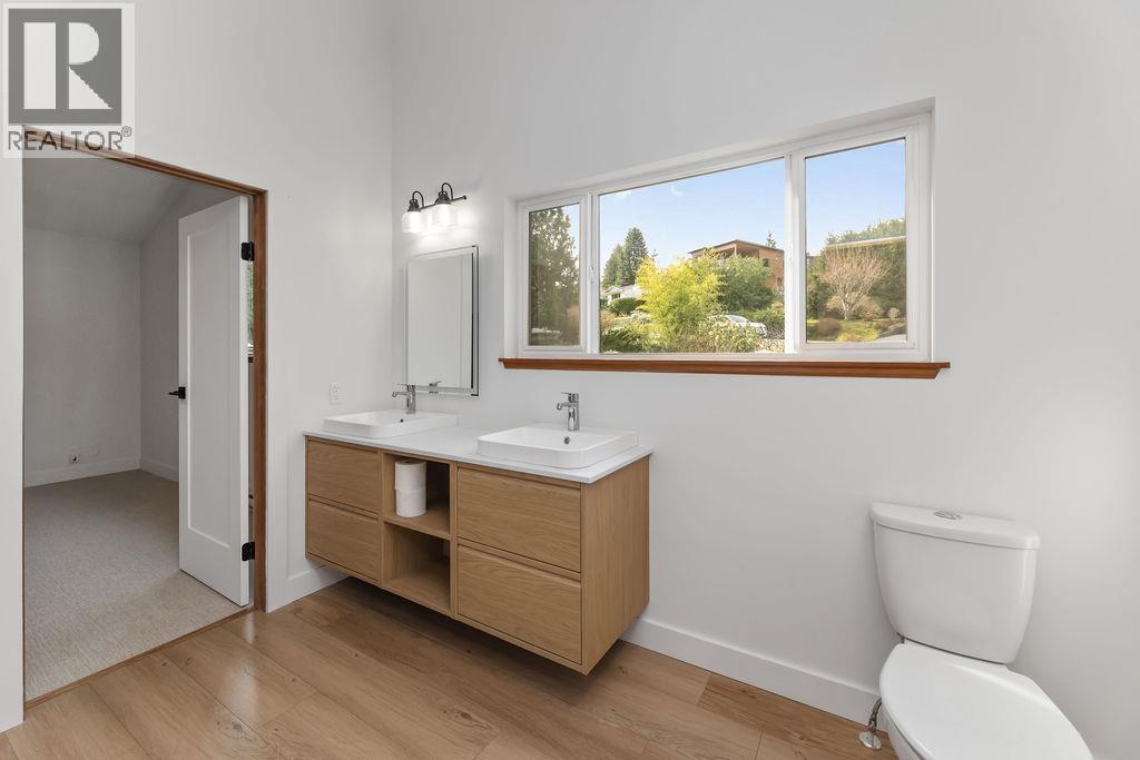 6176 South Gale Avenue, Sechelt, British Columbia  V7Z 0L5 - Photo 29 - R3027291