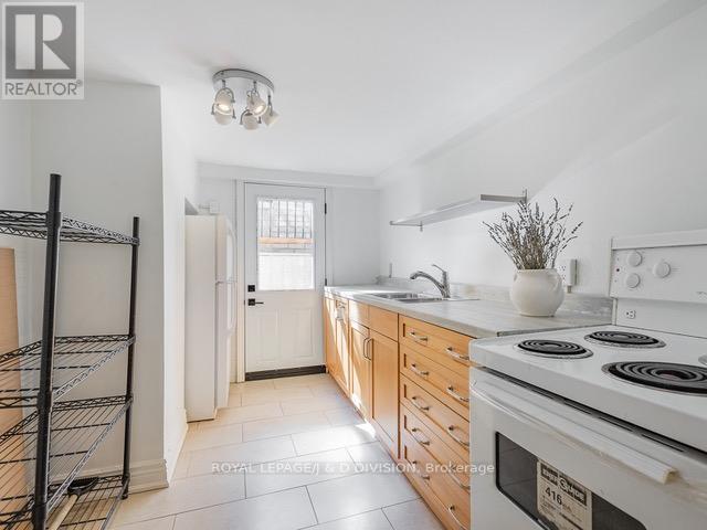479 Ridelle Avenue, Toronto, Ontario  M6B 1K6 - Photo 20 - W12443417