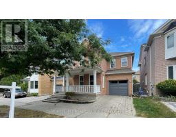 4 LIONHEART LANE, Markham, Ontario