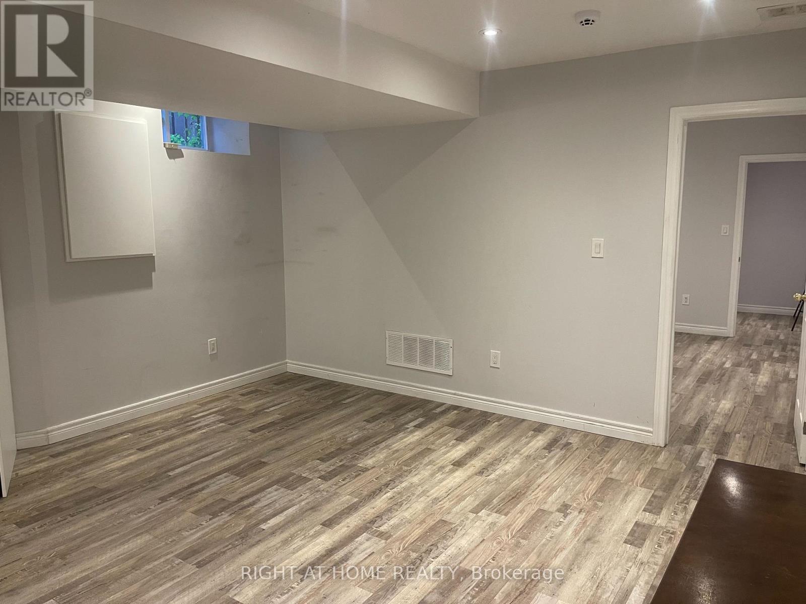 1367 King Street, Toronto, Ontario  M6K 1H4 - Photo 15 - W12444754