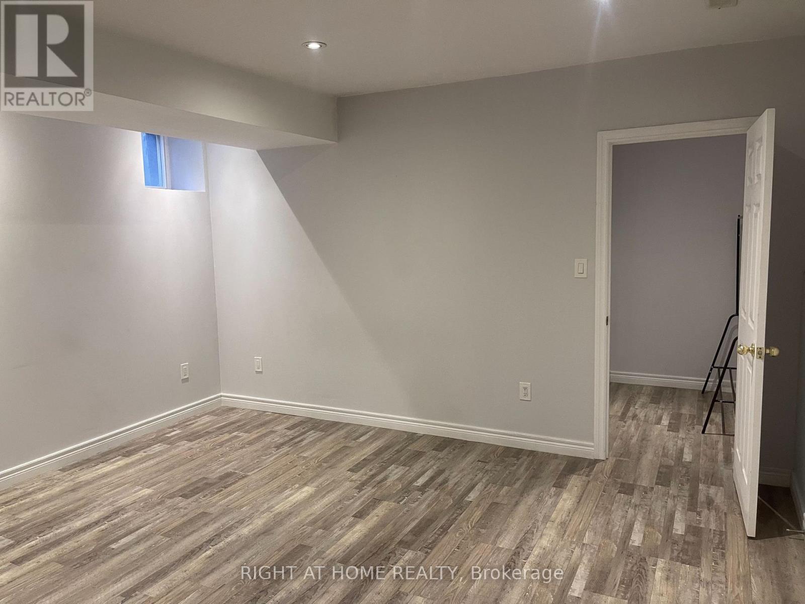 1367 King Street, Toronto, Ontario  M6K 1H4 - Photo 19 - W12444754