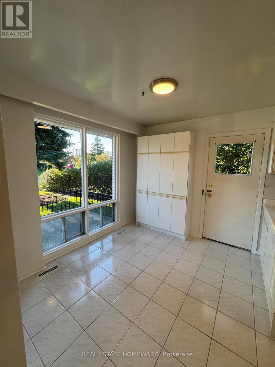 17 Collingdale Road, Toronto, Ontario  M9V 3R2 - Photo 22 - W12444756