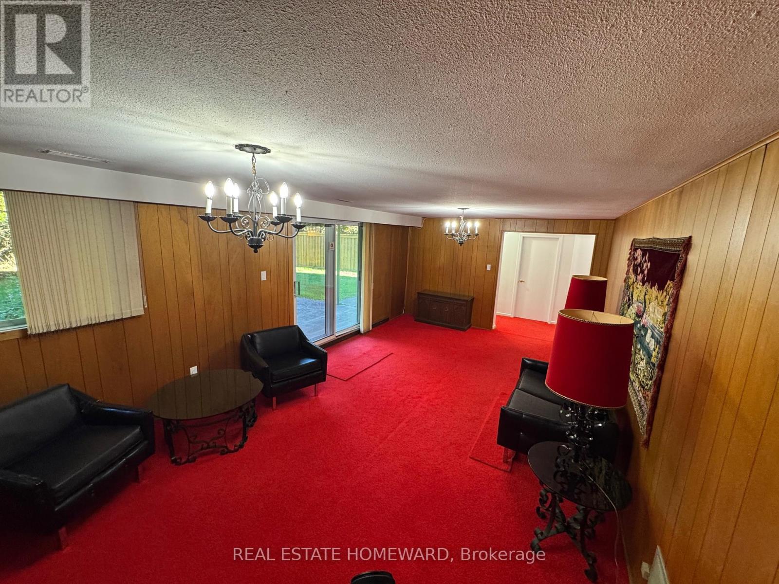 17 Collingdale Road, Toronto, Ontario  M9V 3R2 - Photo 34 - W12444756