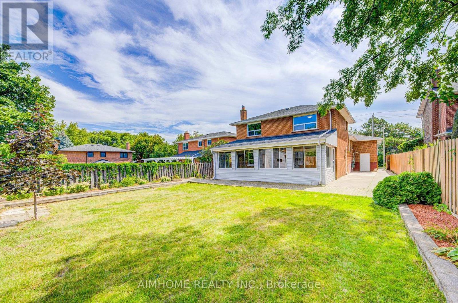 Lower - 2575 Benedet Drive N, Mississauga, Ontario  L5J 4H6 - Photo 4 - W12444761