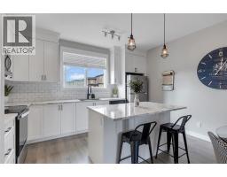 11 Sage Bluff Gate NW Sage Hill