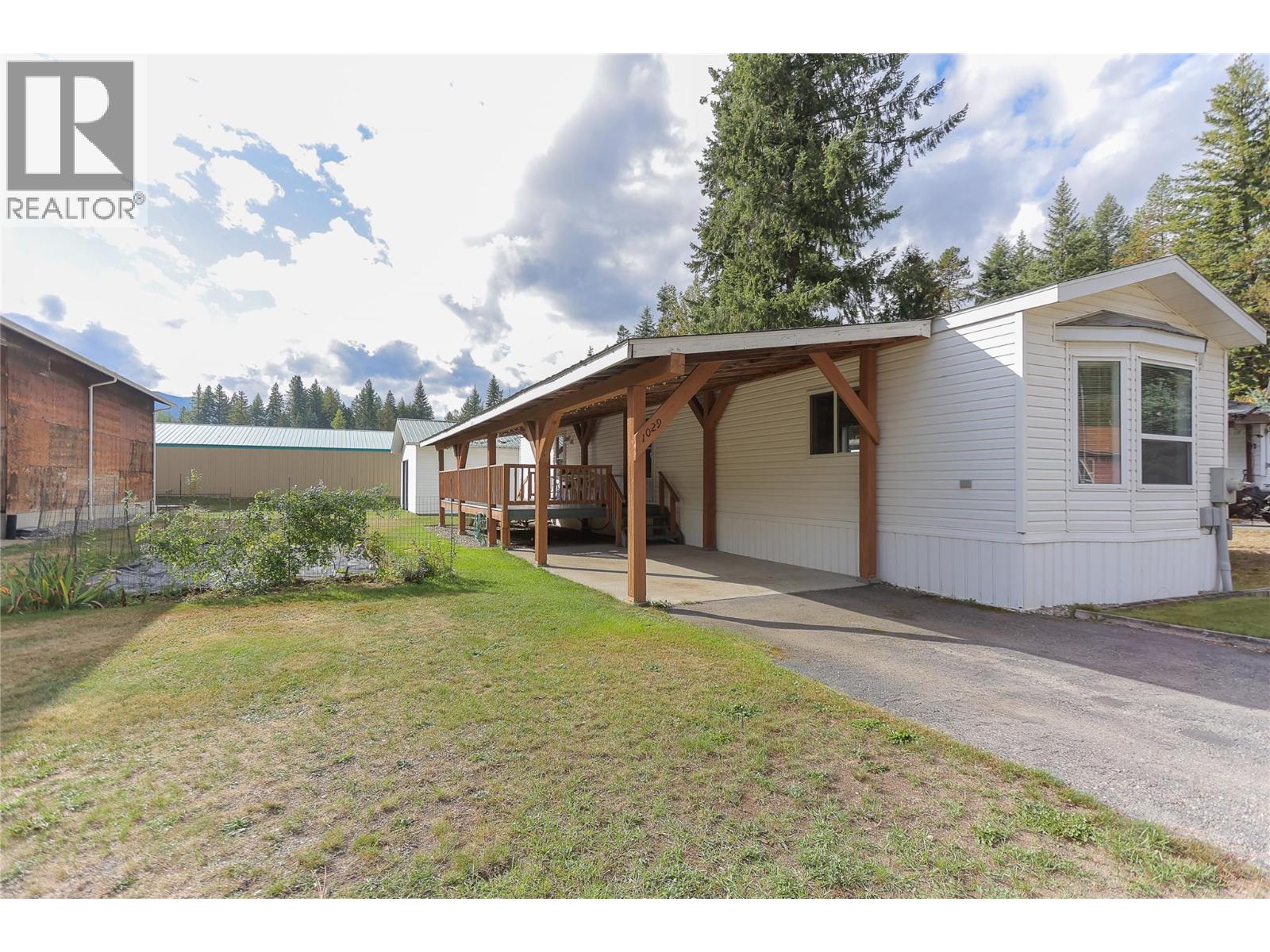 1029 Garden Road, South Slocan, British Columbia