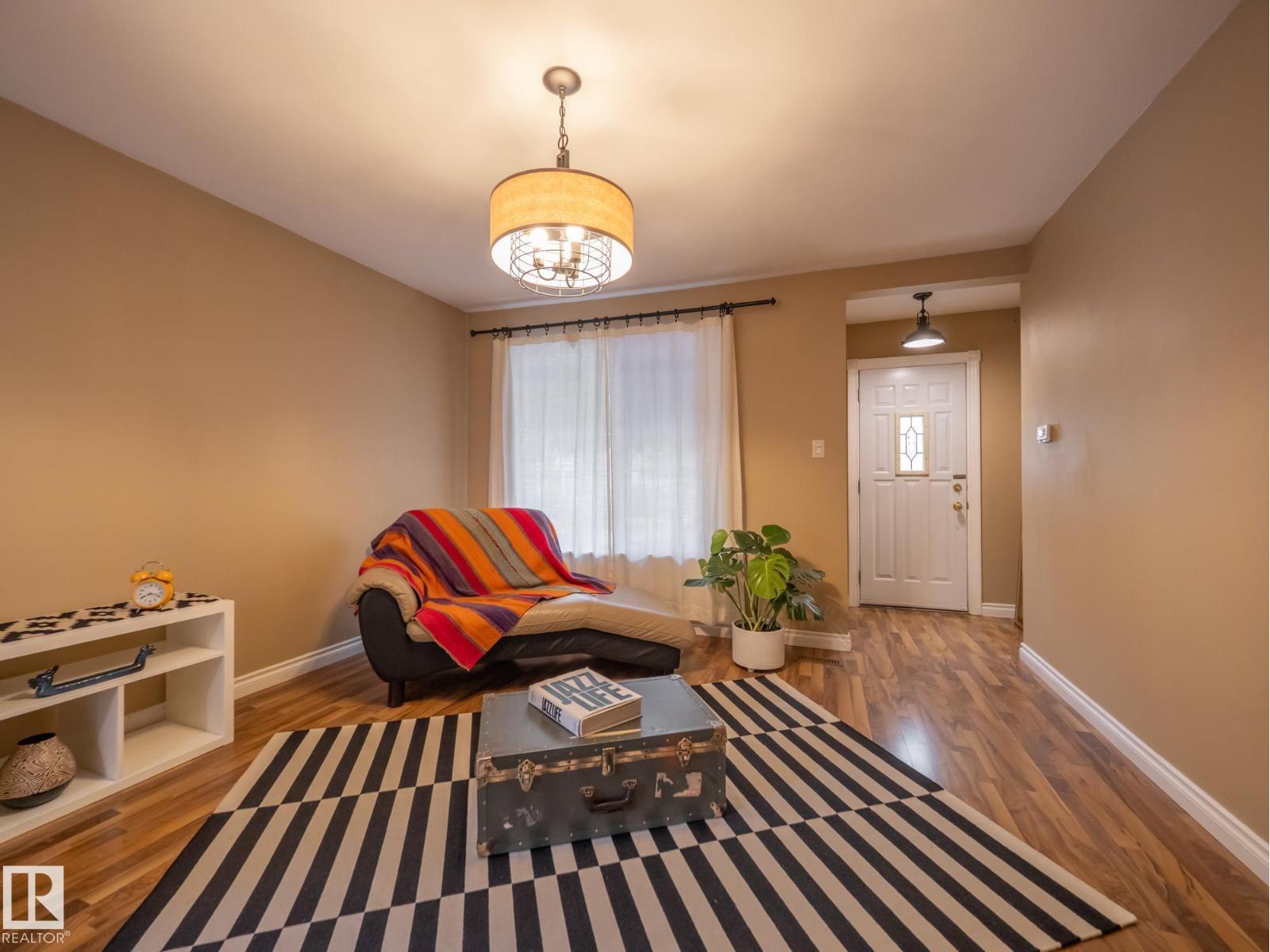 11163 69 St Nw, Edmonton, Alberta  T5B 1R3 - Photo 2 - E4460657