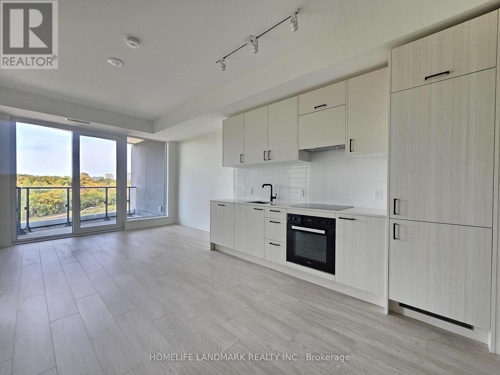 508 - 1 Kyle Lowry Road, Toronto, Ontario  M3C 3S2 - Photo 4 - C12444765