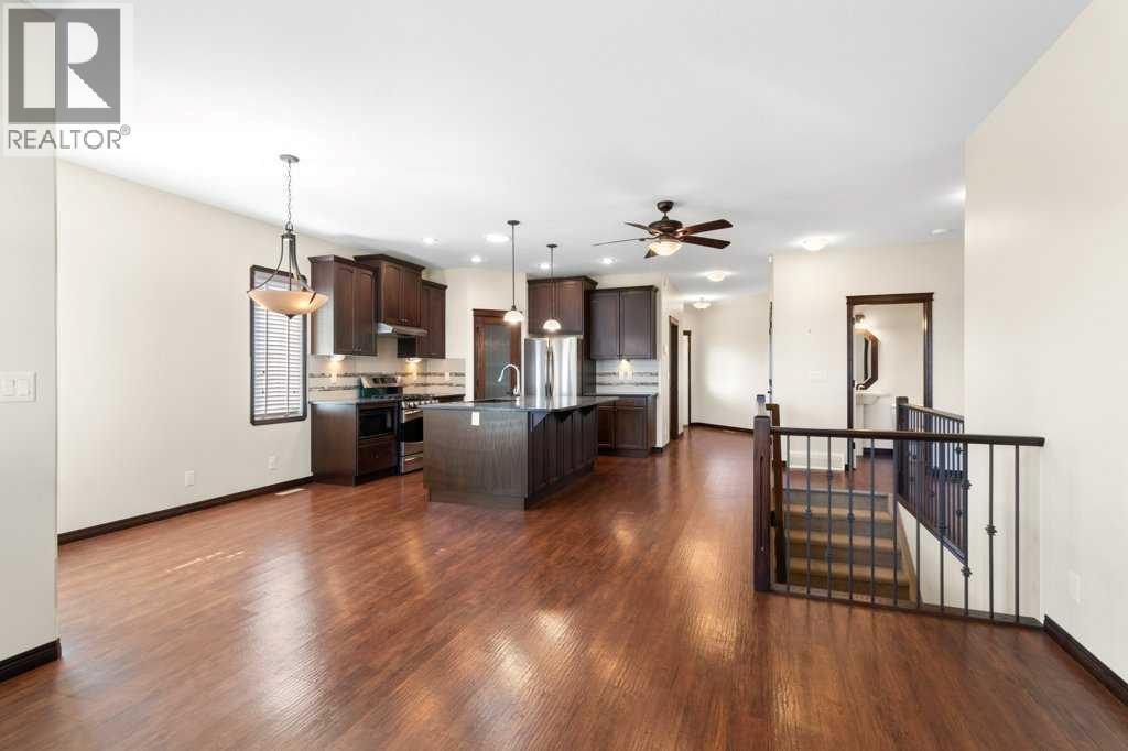 3 Vista Close, Red Deer, Alberta  T4R 0N8 - Photo 3 - A2257198
