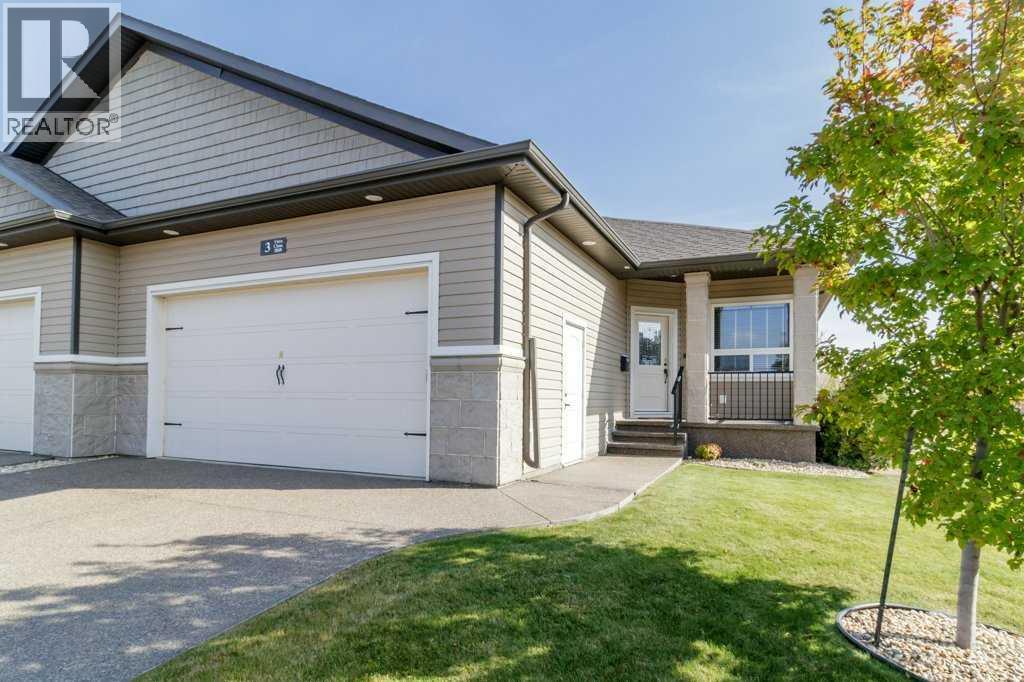 3 Vista Close, Red Deer, Alberta  T4R 0N8 - Photo 33 - A2257198