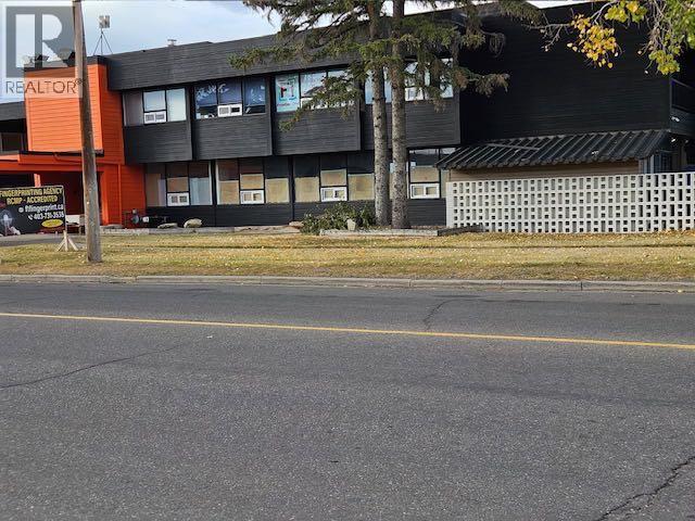 340 50 Avenue Se, Calgary, Alberta  T2G 2B1 - Photo 3 - A2220435