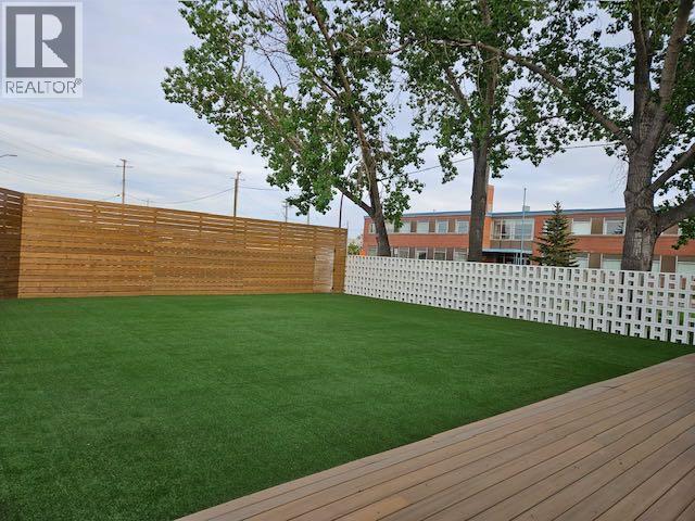 340 50 Avenue Se, Calgary, Alberta  T2G 2B1 - Photo 9 - A2220435