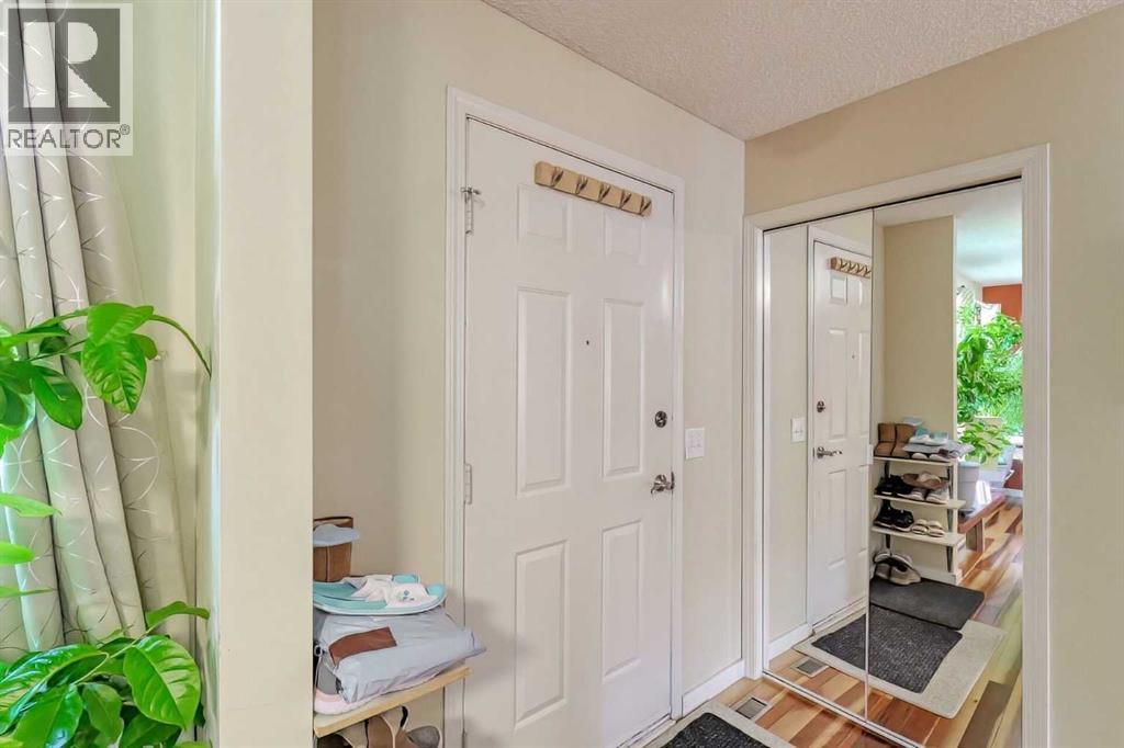 20 Falton Way Ne, Calgary, Alberta  T3J 1K4 - Photo 4 - A2242415