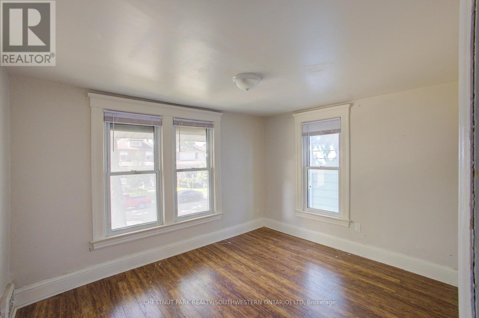 876 Hall Avenue, Windsor, Ontario  N9A 2M3 - Photo 22 - X12444770