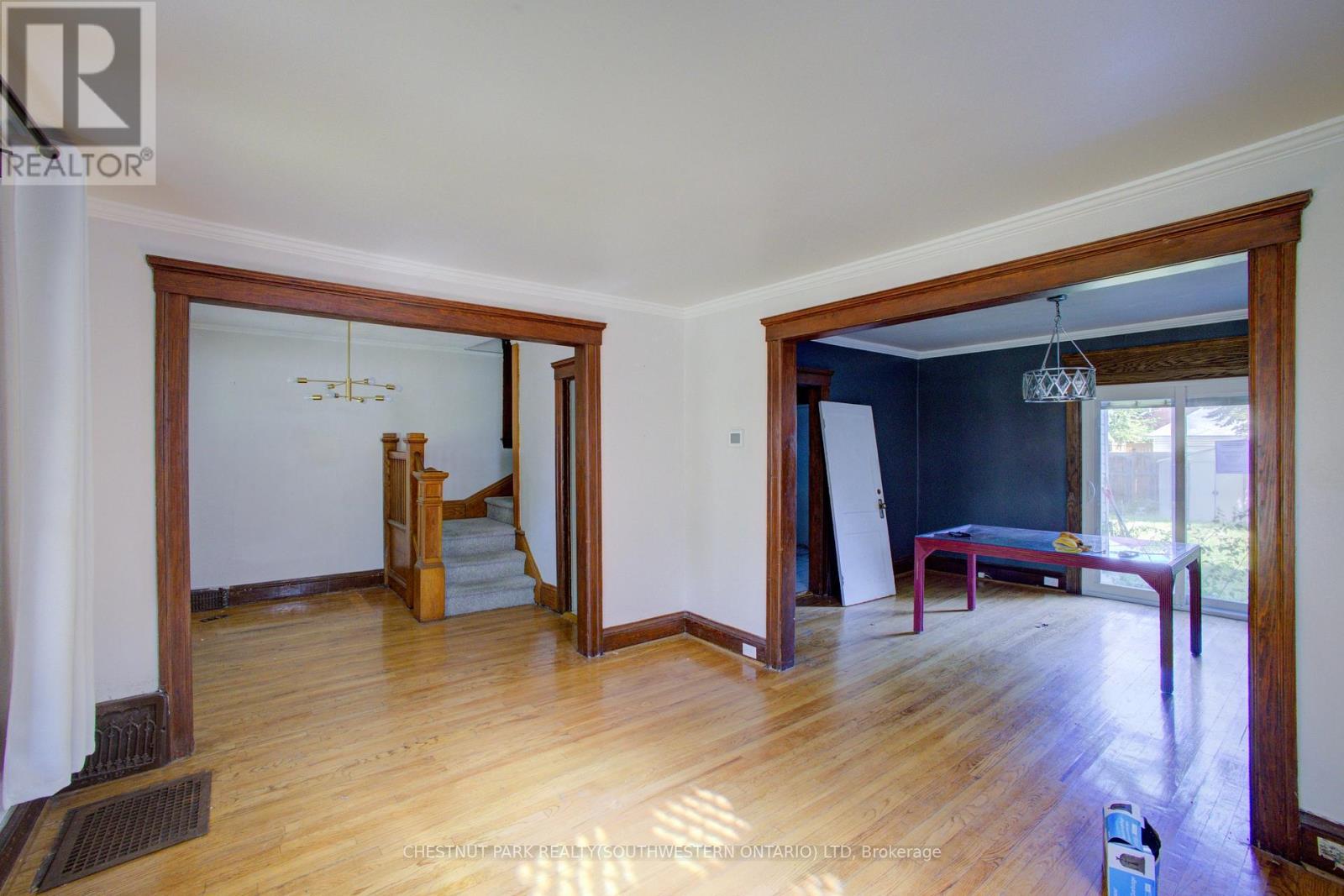 876 Hall Avenue, Windsor, Ontario  N9A 2M3 - Photo 9 - X12444770