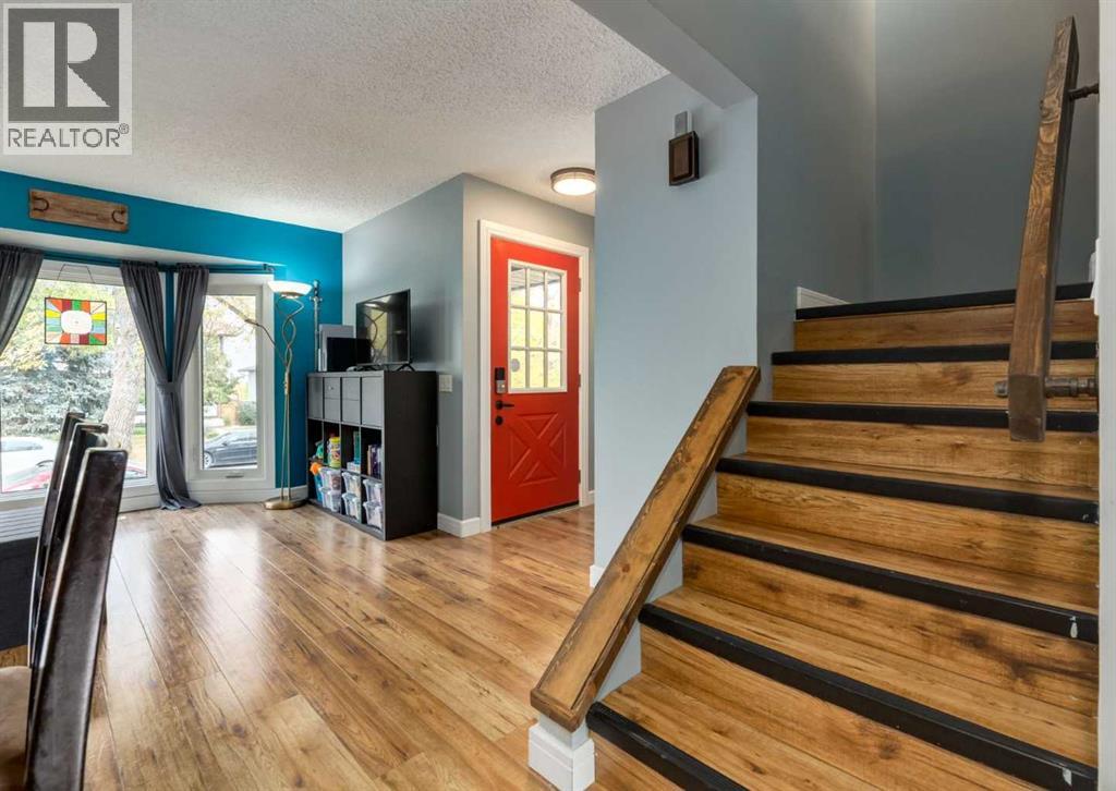 115 Berwick Way Nw, Calgary, Alberta  T3K 1B8 - Photo 14 - A2260898