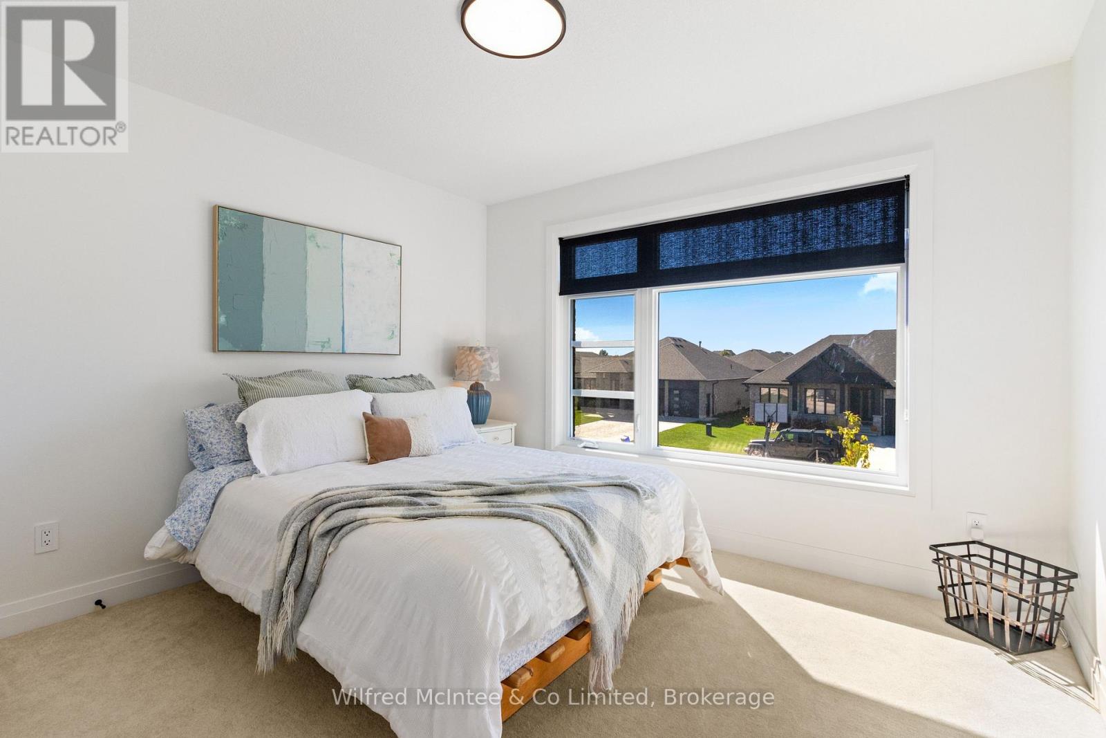 335 Devonshire Road, Saugeen Shores, Ontario  N0H 2C7 - Photo 32 - X12444773