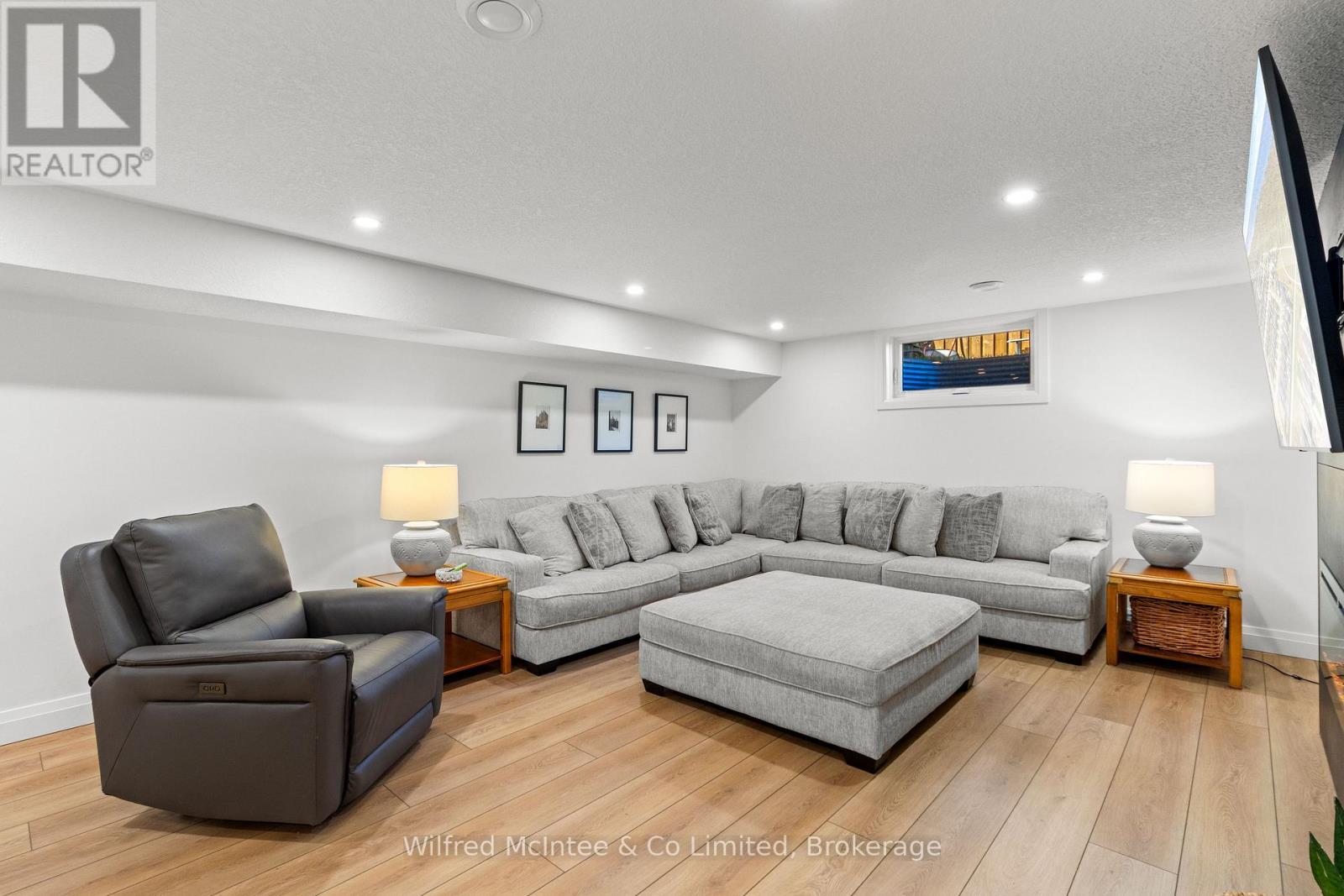 335 Devonshire Road, Saugeen Shores, Ontario  N0H 2C7 - Photo 37 - X12444773