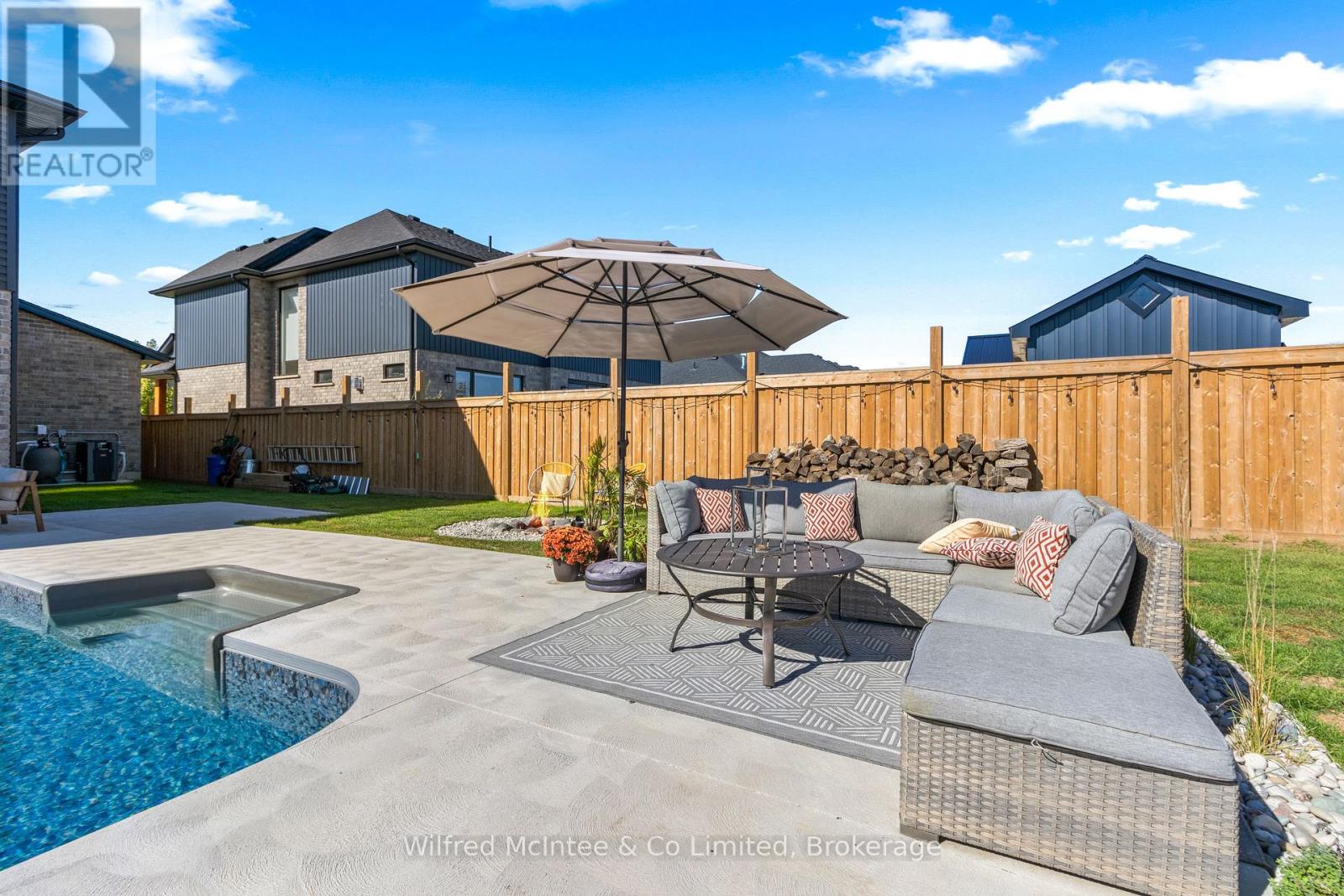 335 Devonshire Road, Saugeen Shores, Ontario  N0H 2C7 - Photo 45 - X12444773