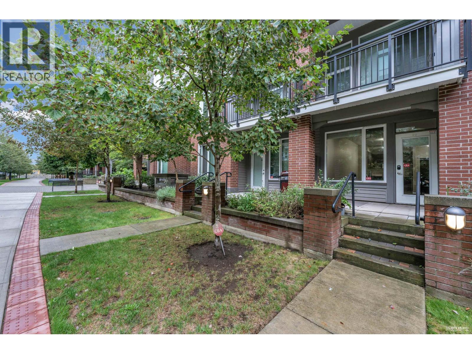 132 9399 Odlin Road, Richmond, British Columbia  V6X 0J6 - Photo 2 - R3052350