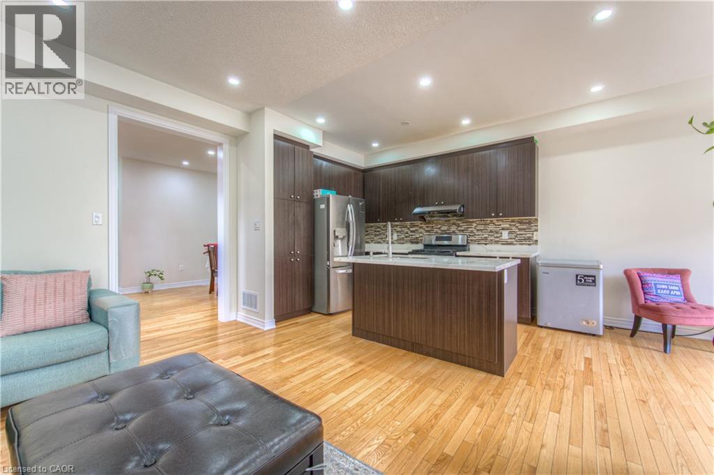 722 Megson Terrace, Milton, Ontario  L9T 8K5 - Photo 14 - 40772827