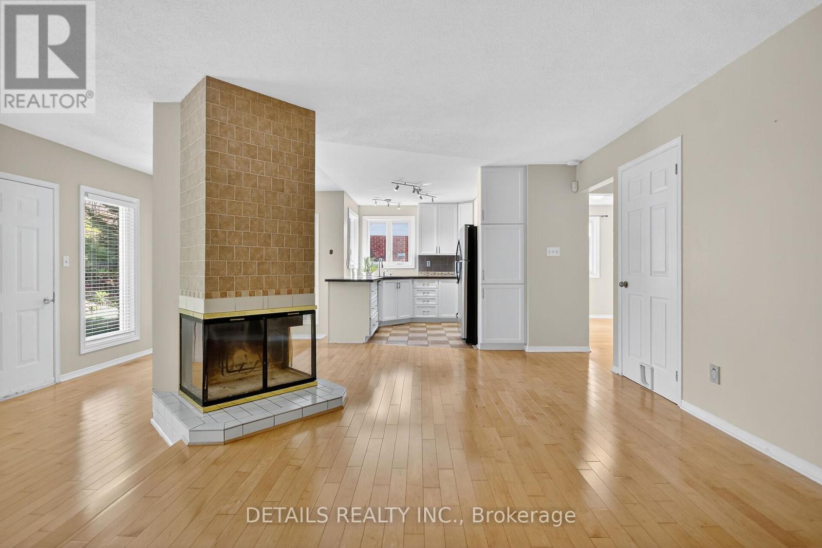 234 Walden Drive, Ottawa, Ontario  K2K 2M3 - Photo 13 - X12444772