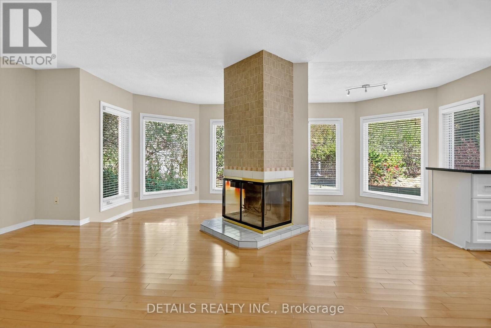 234 Walden Drive, Ottawa, Ontario  K2K 2M3 - Photo 14 - X12444772